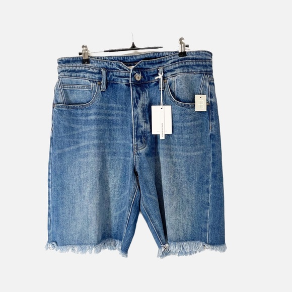 KanCan High Rise Frayed Hem 10in 90s Relaxed Bermuda Short Size 30 - Picture 2 of 11